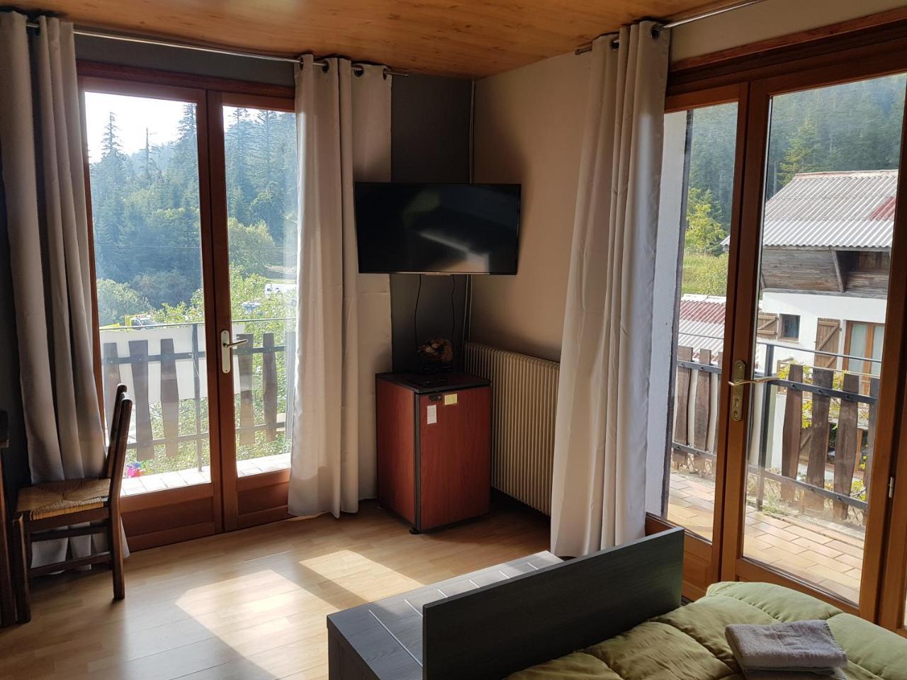 Hotel Les Chamois La Bollène-Vésubie Екстериор снимка